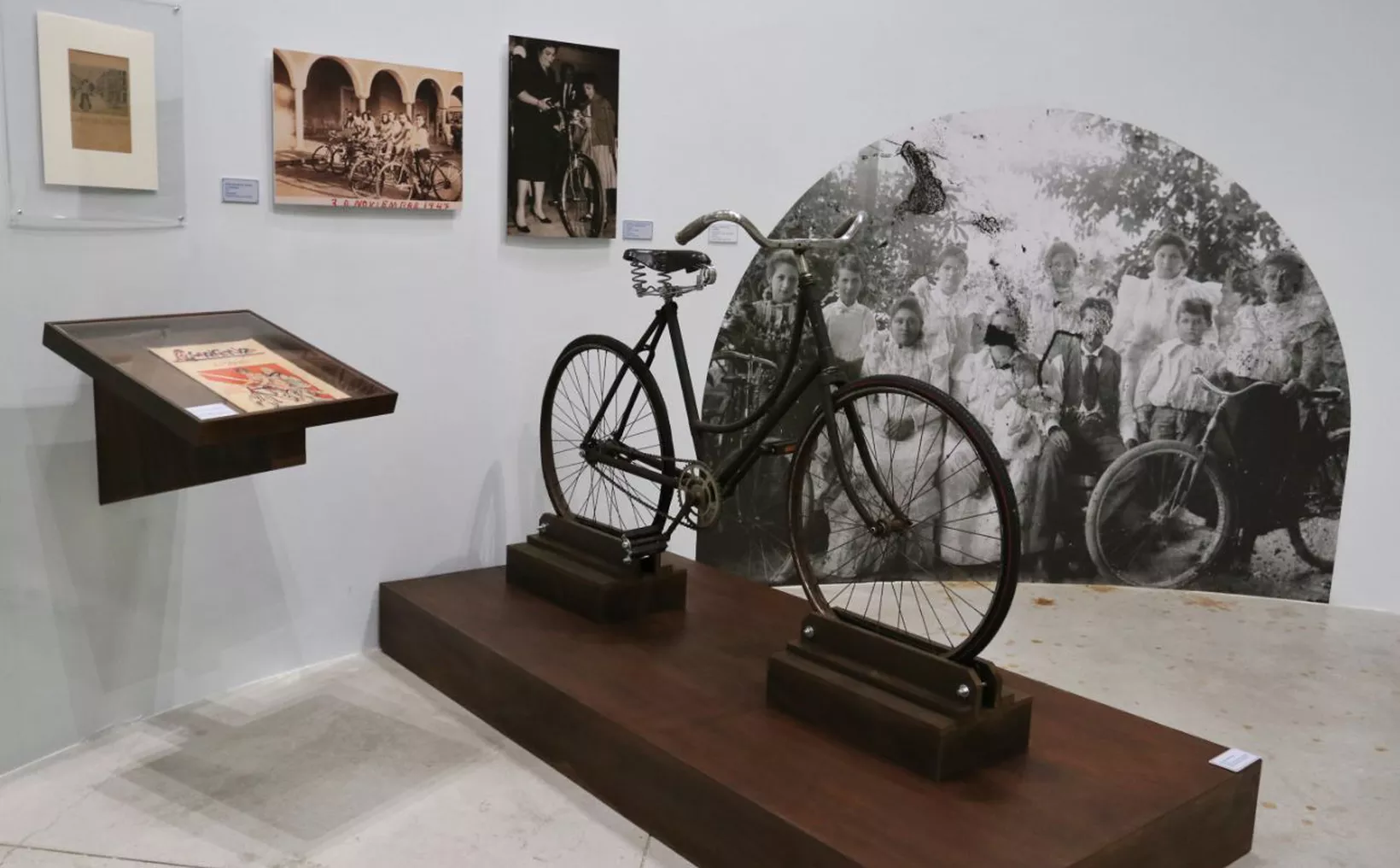 ¿Nada qué hacer? Invitan a muestra sobre la bicicleta en Gran Museo del Mundo Maya