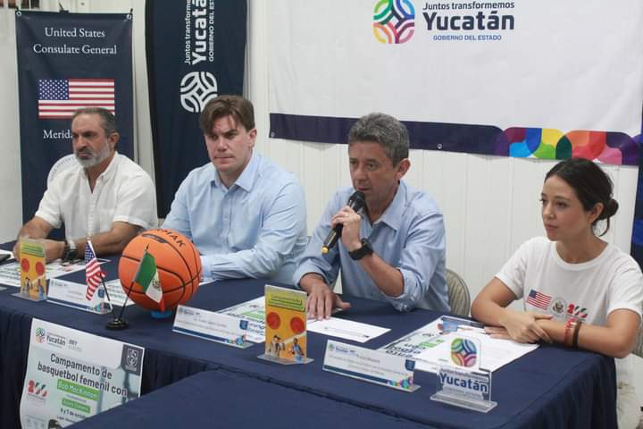 IDEY y Consulado de Estados Unidos presentan clínica de baloncesto.