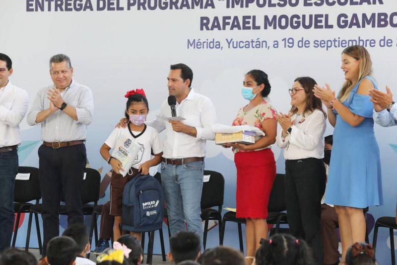 Impulso Escolar continúa apoyando la economía de miles de padres de familia de Yucatán.