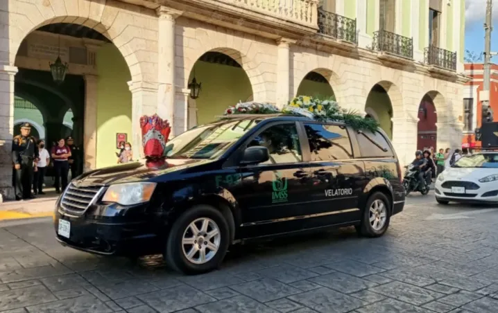 acarandoso’ recorrió por última vez el derrotero del Carnaval de Mérida