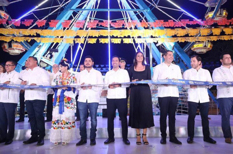 Inaugura Mauricio Vila la feria Yucatan Xmatkuil 2022.