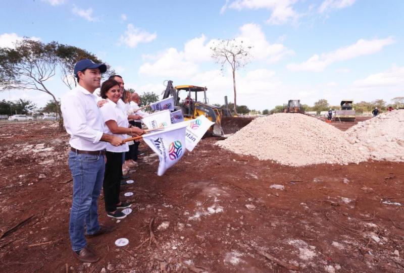 Presenta el Gobernador Mauricio Vila, Casa Otoch, centro de asistencia social para niños , niñas y adolescentes.