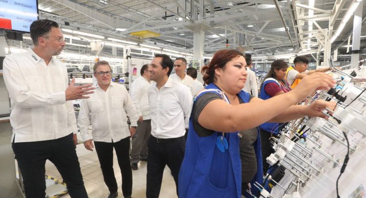 Crea empresa alemana más de 2,500 empleos en Yucatán