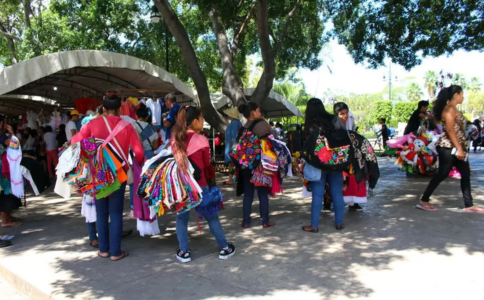 Rescatan en Mérida a niños y mujeres de Chiapas