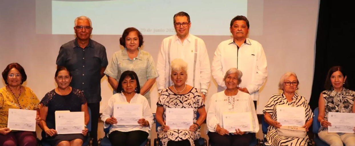 Concluye novena edición de la Universidad de los Mayores