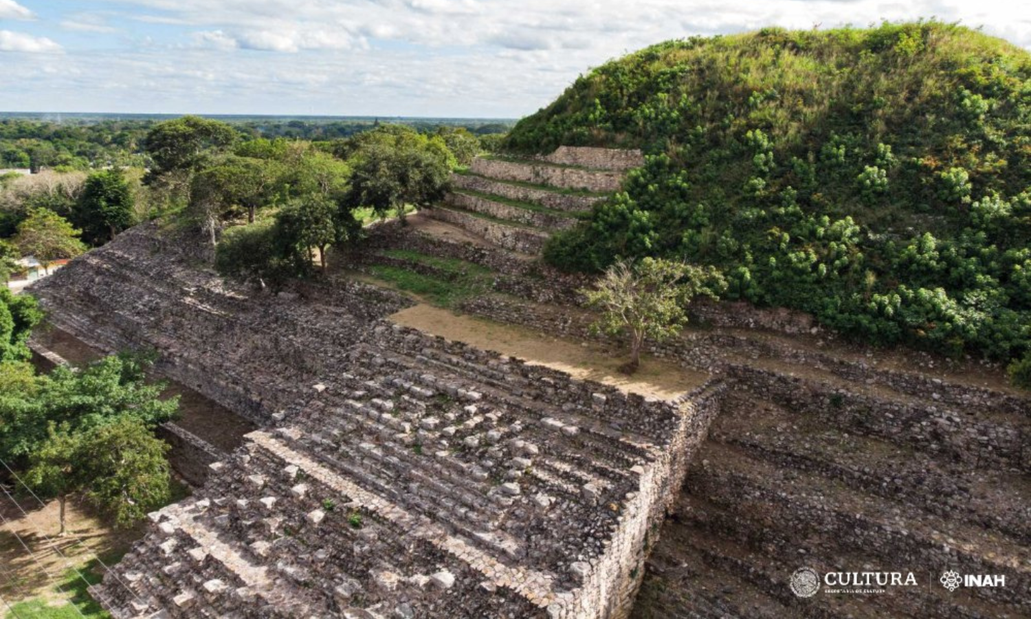 Abren cuatro espacios prehispánicos en Izamal