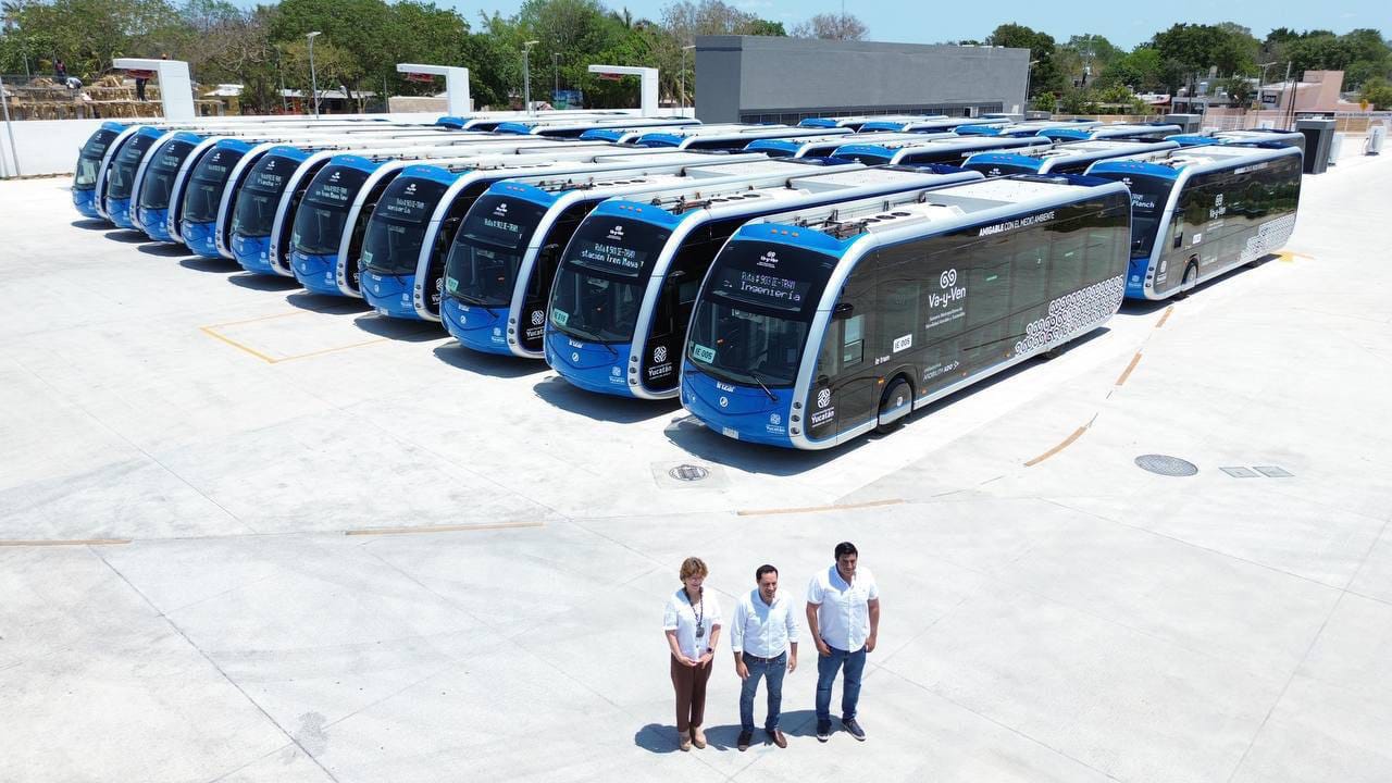 Supervisa el Gobernador Mauricio Vila Dosal las unidades del Ie-Tram