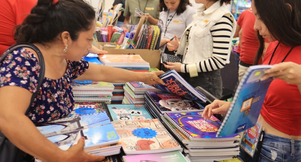 Anuncian descuentos en la Feria de Regreso a Clases de Mérida