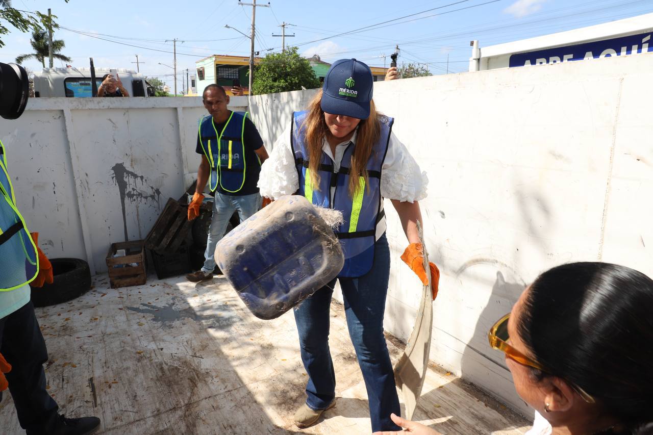 Crece infraestructura y mobiliario para mantener limpia a Mérida.