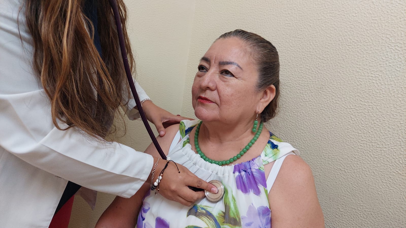 Advierte IMSS Yucatán sobre los riesgos de la automedicación: una práctica que puede poner en peligro la vida