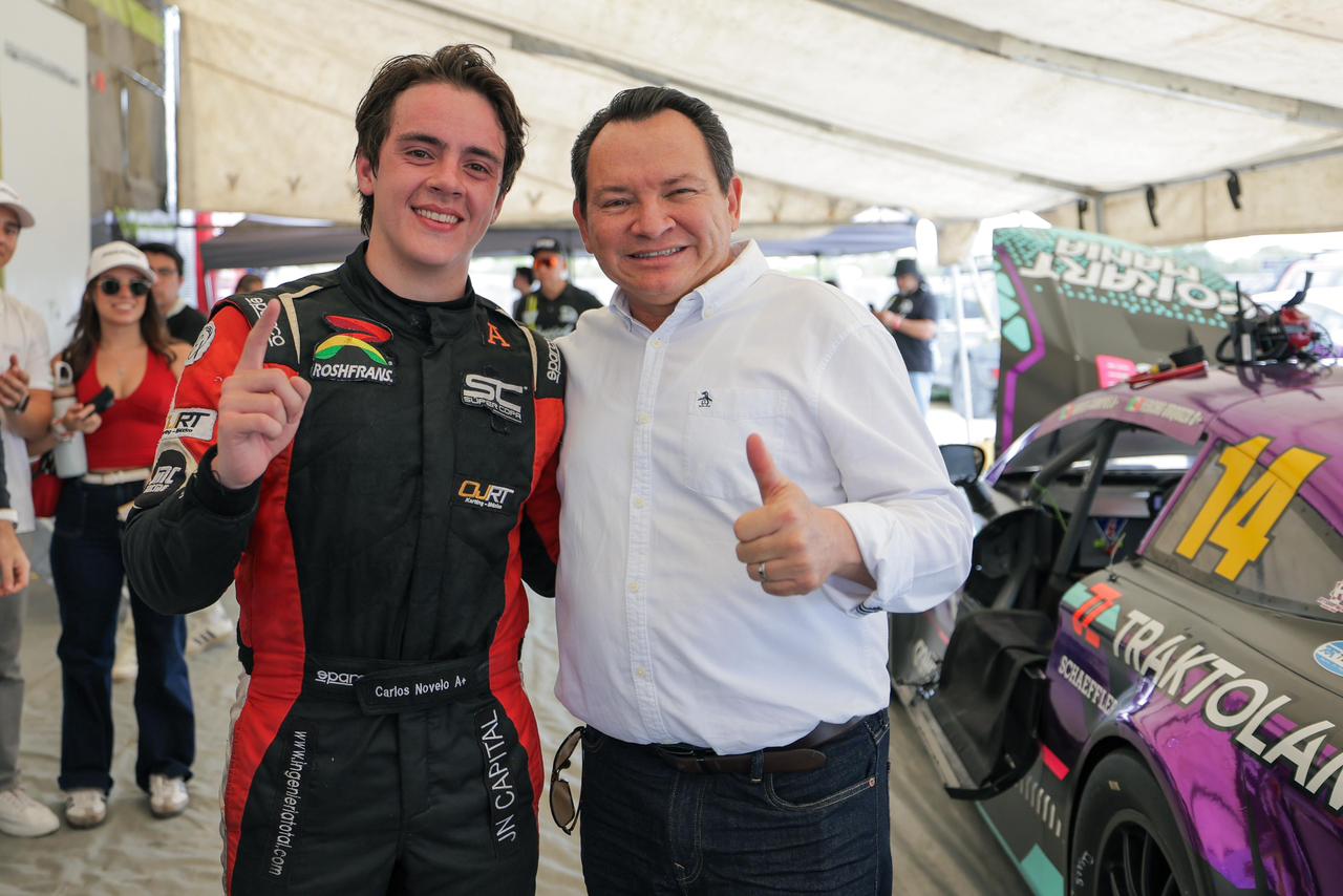 Gobernador Joaquín Díaz Mena encabeza premiación de la Súper Copa Roshfrans Gobernador Joaquín Díaz Mena encabeza premiación de la Súper Copa Roshfrans