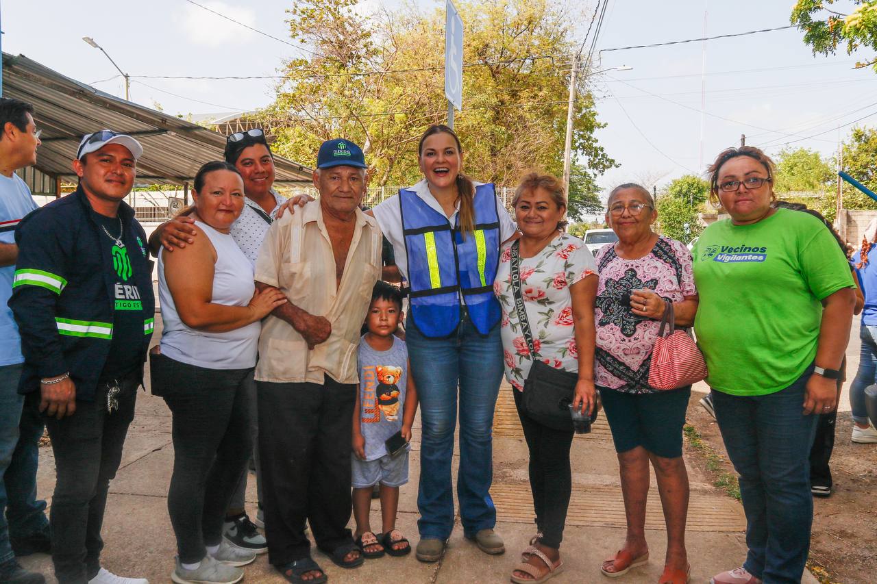 Intensifica Cecilia Patrón brigadas y mega operativos a colonias y comisarías antes de la temporada de lluvias. Intensifica Cecilia Patrón brigadas y mega operativos a colonias y comisarías antes de la temporada de lluvias.