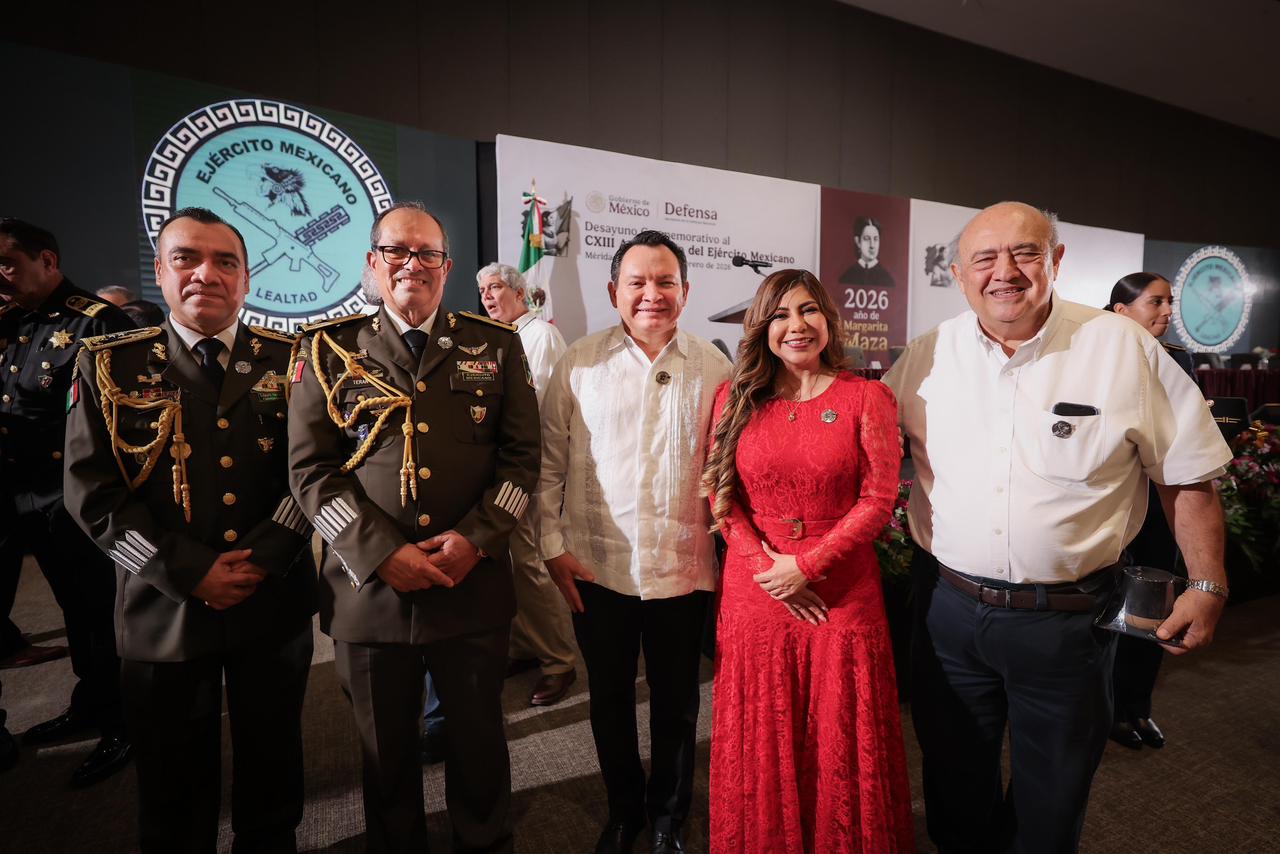 Reconocen en Yucatán la labor del Ejército Mexicano en su CXIII aniversario Reconocen en Yucatán la labor del Ejército Mexicano en su CXIII aniversario