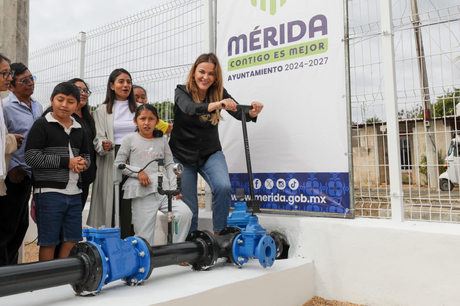 Agua potable llega con justicia social desde Yaxnic