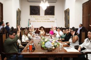 Histórico: Cabildo de Mérida nombra por unanimidad a las primeras mujeres cronistas de la ciudad.