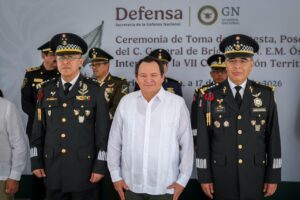 Gobernador Joaquín Díaz Mena asiste a toma de protesta del coordinador interino de la Guardia Nacional en Yucatán