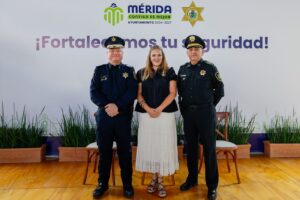 Nuestra policía es una institución fuerte, que cuida, protege y sirve a las y los meridanos: Cecilia Patrón