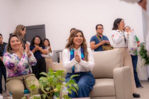 Niños de Casa Otoch viajan por primera vez en el Tren Maya rumbo a Cancún