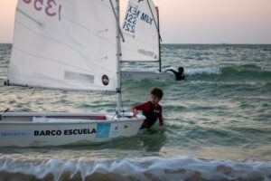 Costa Club del Isstey será sede de competencias de vela en la Olimpiada Nacional