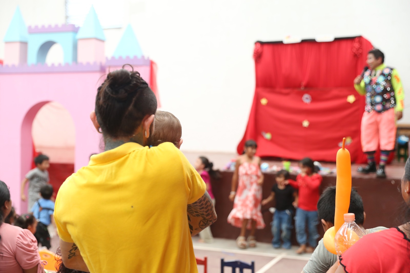 Celebran a las infancias en el Cereso de Mérida