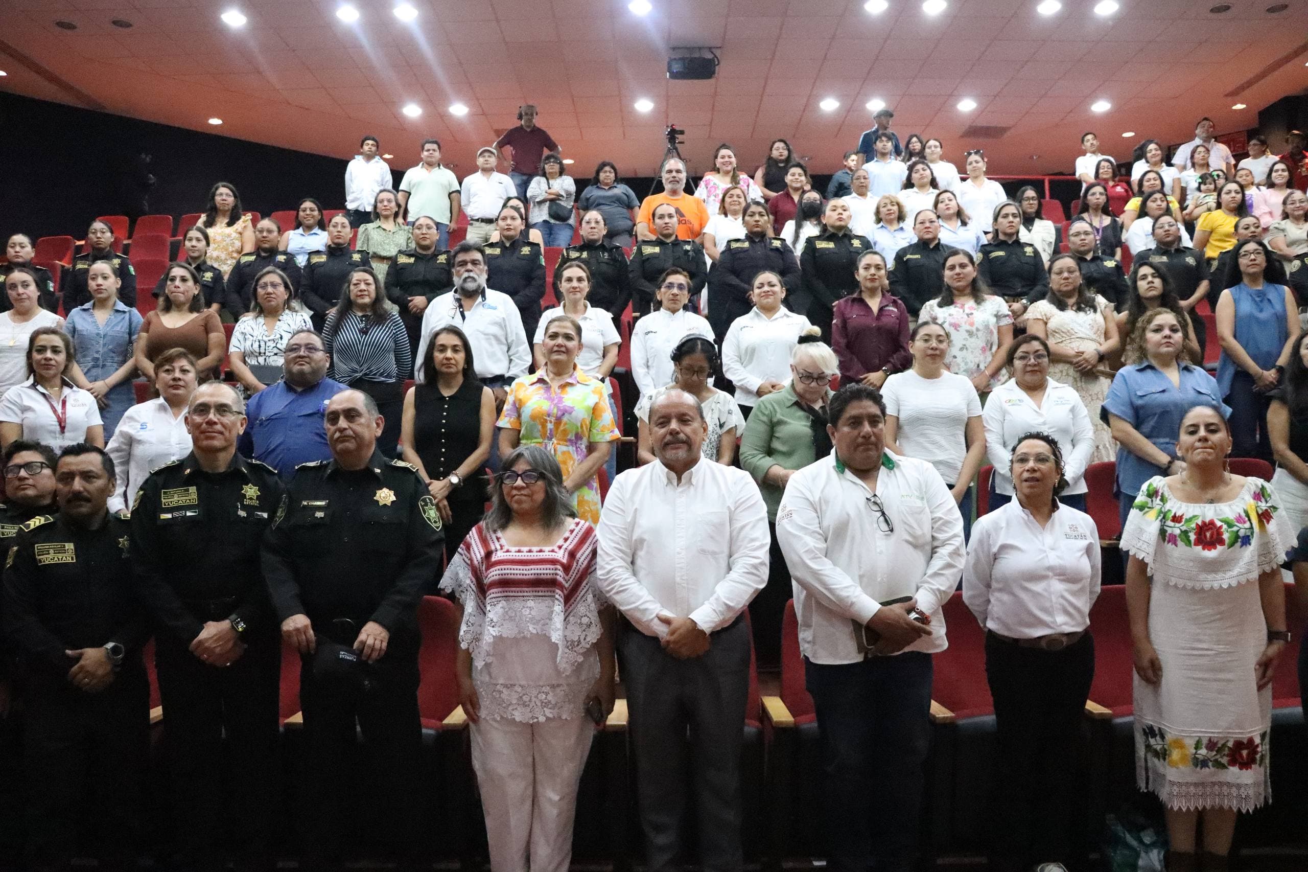 Instalan Mesa Ko’olel Salva-Muévete Segura para prevenir violencia contra mujeres en el transporte público Instalan Mesa Ko’olel Salva-Muévete Segura para prevenir violencia contra mujeres en el transporte público