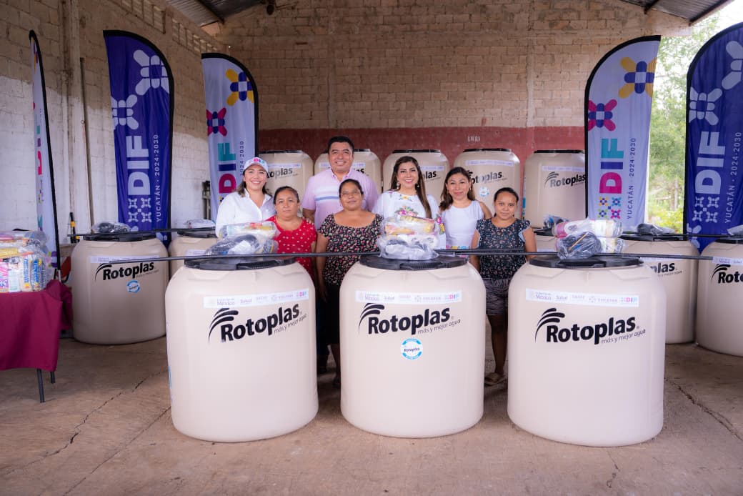 DIF Yucatán entrega apoyos comunitarios y de asistencia social a familias de San Salvador Pisté Akal DIF Yucatán entrega apoyos comunitarios y de asistencia social a familias de San Salvador Pisté Akal