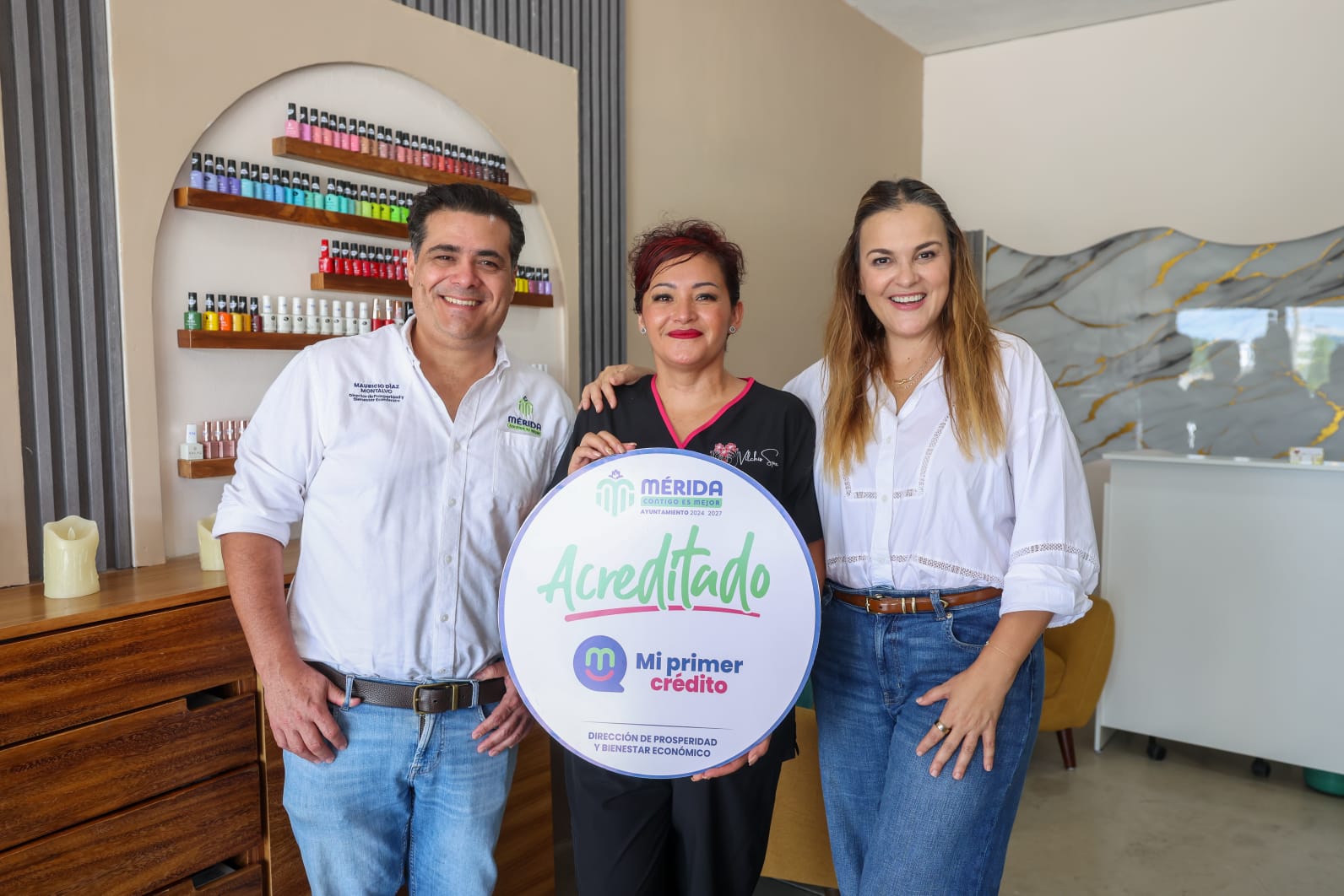 Impulsa Cecilia Patrón créditos para meridanas emprendedoras mediante Macromer y Micromer