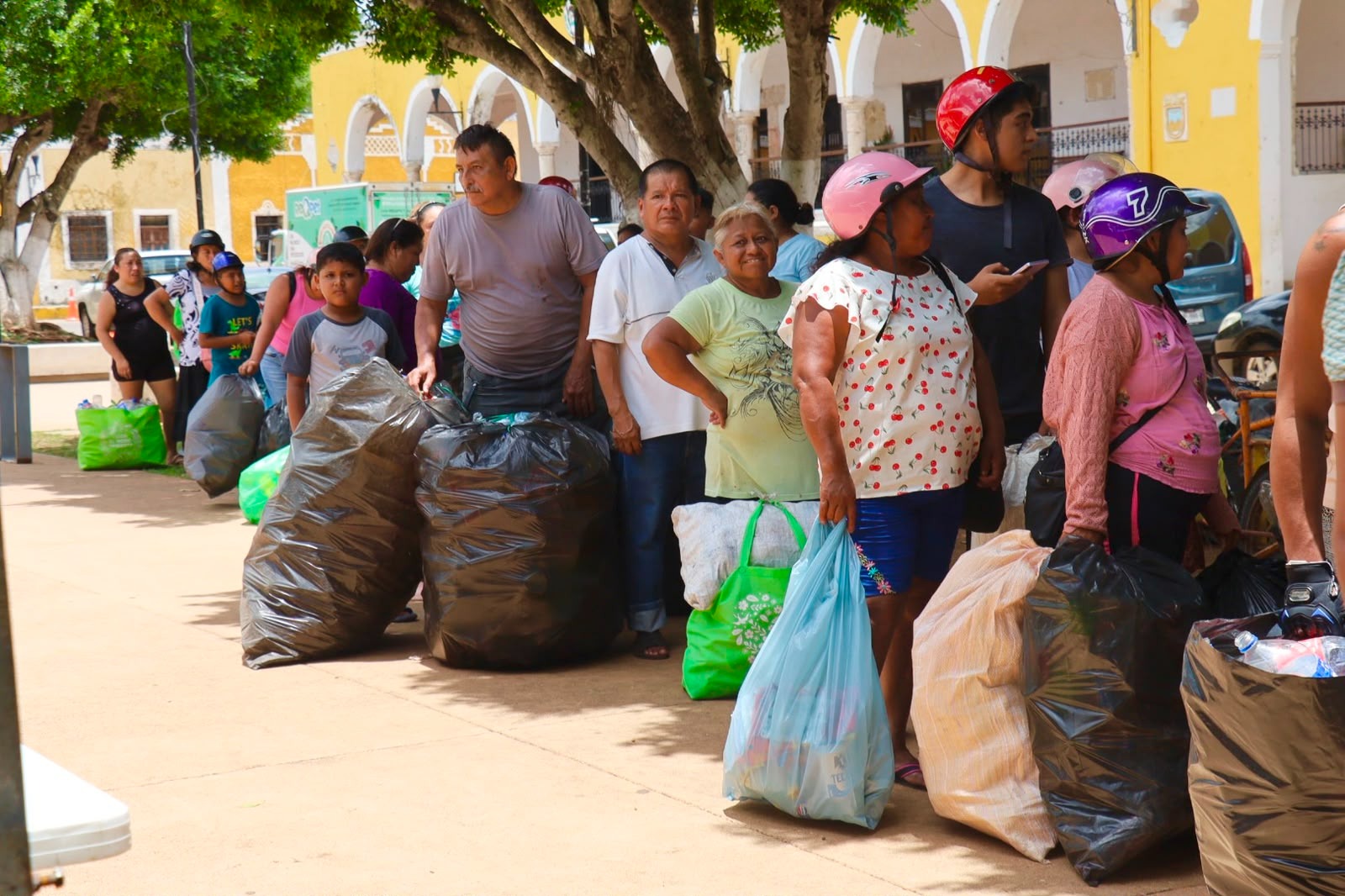 Mercado Circular recupera 1,363.5 kilogramos de reciclables en Izamal