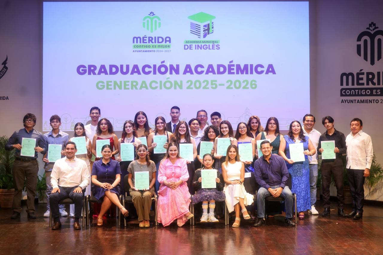 Cada graduado de la Academia de Inglés tiene más oportunidades para crecer y acceder a mejores empleos: Cecilia Patrón Cada graduado de la Academia de Inglés tiene más oportunidades para crecer y acceder a mejores empleos: Cecilia Patrón
