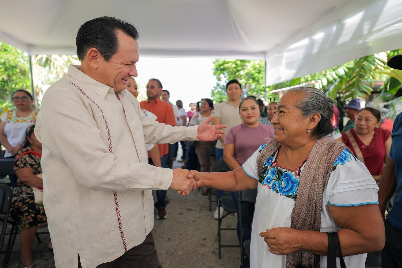 Renacimiento Maya reconstruye calles para 2,600 habitantes de Kopomá Renacimiento Maya reconstruye calles para 2,600 habitantes de Kopomá