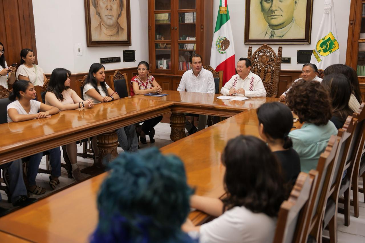 Jóvenes que presentarán examen de control a la UNAM recibirán respaldo del Gobierno de Yucatán Jóvenes que presentarán examen de control a la UNAM recibirán respaldo del Gobierno de Yucatán