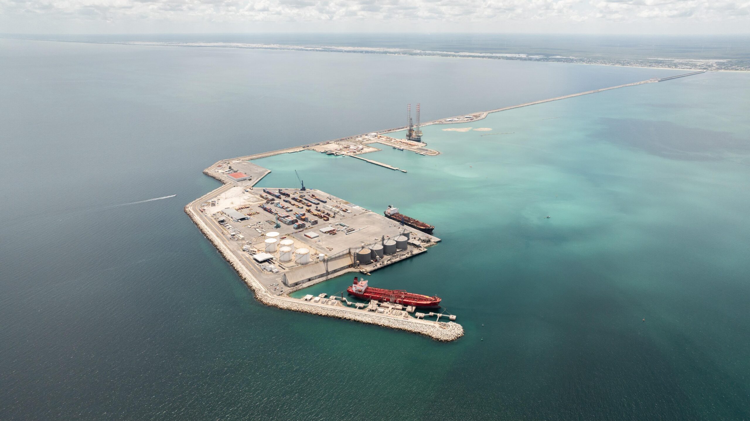 Renacimiento Maya consolida la ampliación del Puerto de Progreso con nueva licitación y avance de plataforma
