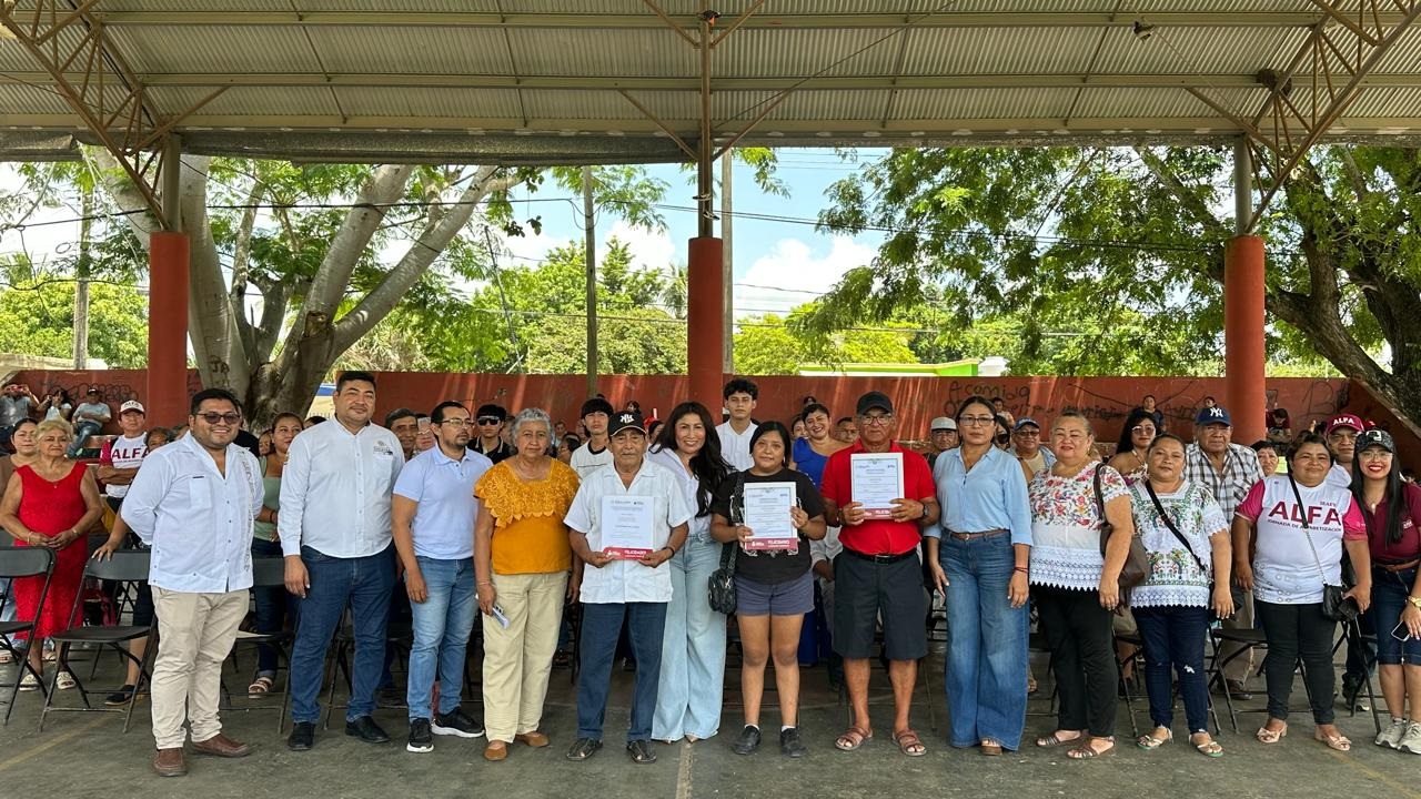 Más de siete mil personas de 15 años o más superan rezago educativo en Yucatán Más de siete mil personas de 15 años o más superan rezago educativo en Yucatán