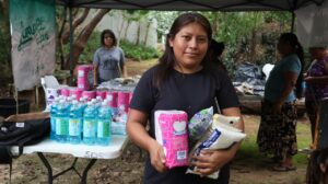 Familias intercambian residuos por productos de la canasta básica en Mercado Circular de Mérida