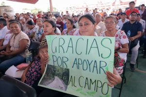Marta Cecilia cosía con una máquina “antigüita”; hoy recibió una nueva y va a enseñar el oficio a sus hijas: 1,076 apoyos para mujeres de 41 municipios